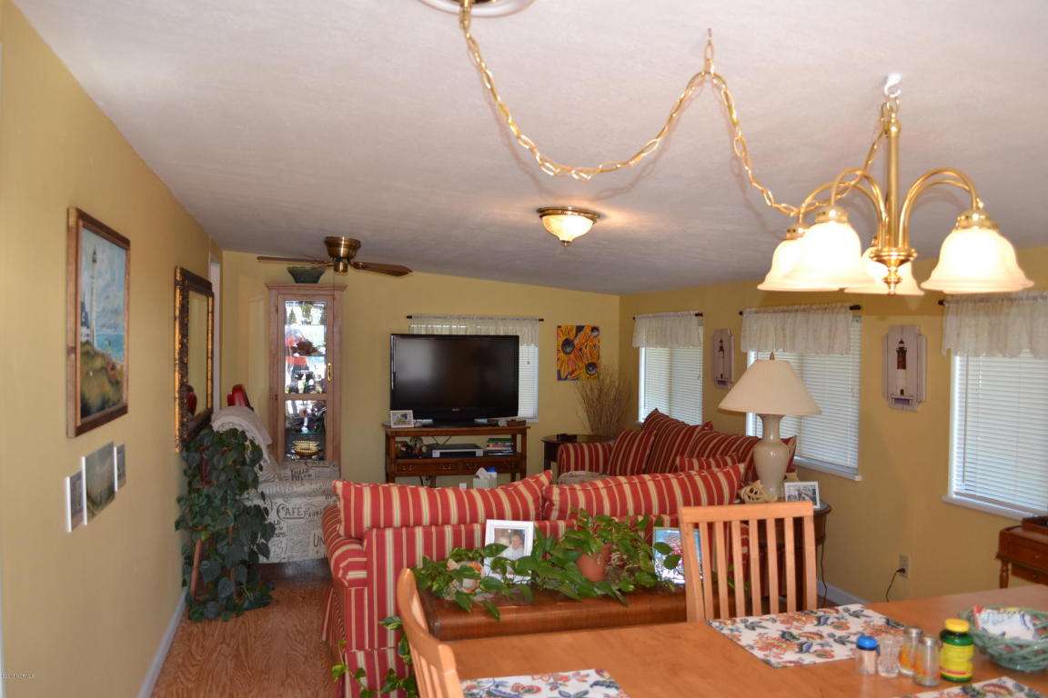 413 Creek Dr, Hampstead, NC 28443 photo 12
