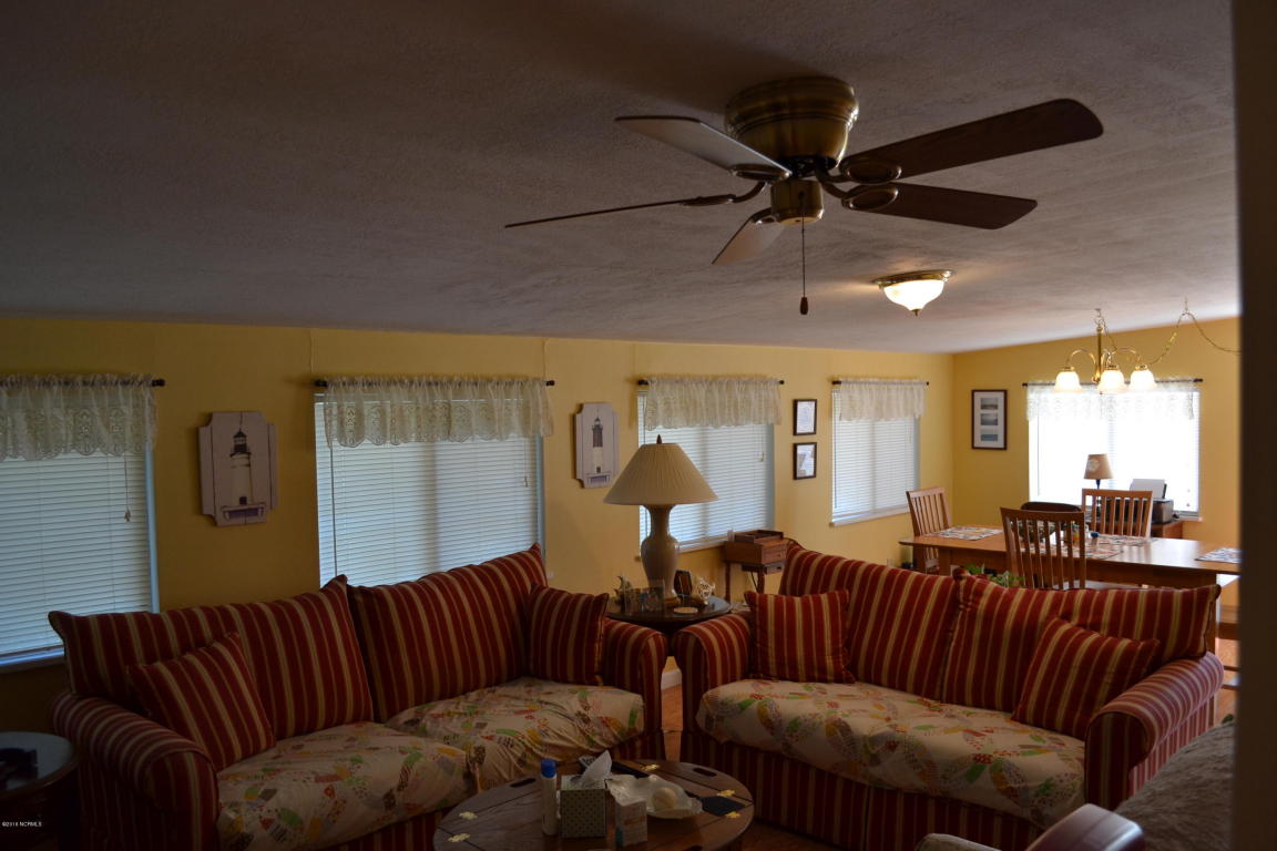 413 Creek Dr, Hampstead, NC 28443 photo 11