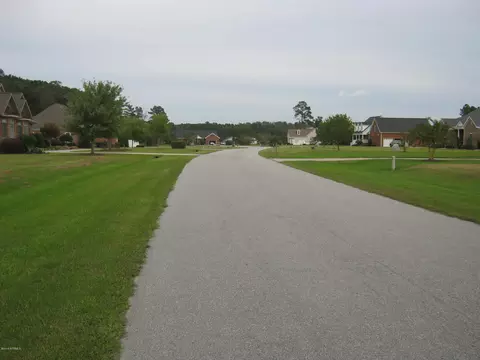 1070 Cedar Point Dr, Williamston, NC 27892 photo 11