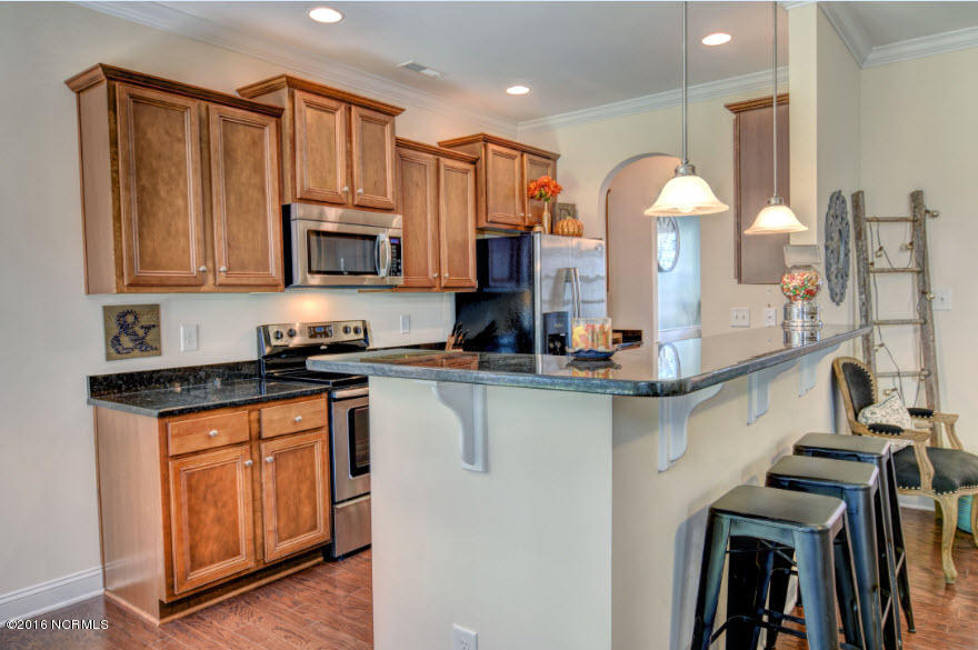 106 N Brig Dr, Hampstead, NC 28443 photo 8