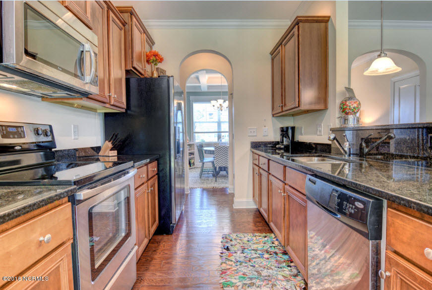 106 N Brig Dr, Hampstead, NC 28443 photo 7