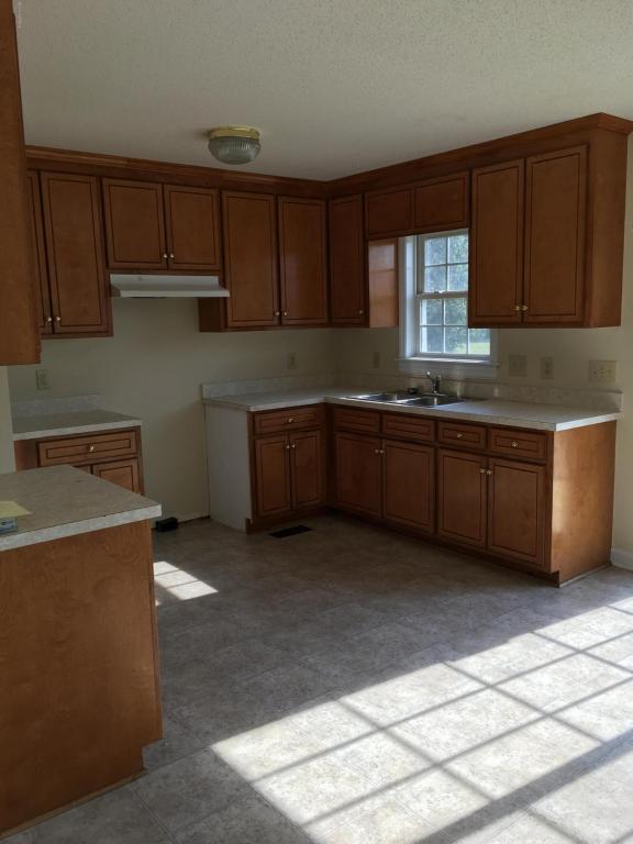 2504 Kauffman Ct E, Wilson, NC 27893 photo 3