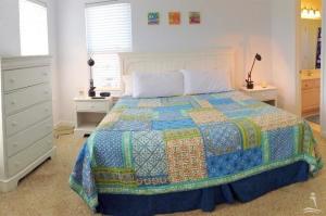 422 37th St, Sunset Beach, NC 28468 photo 10