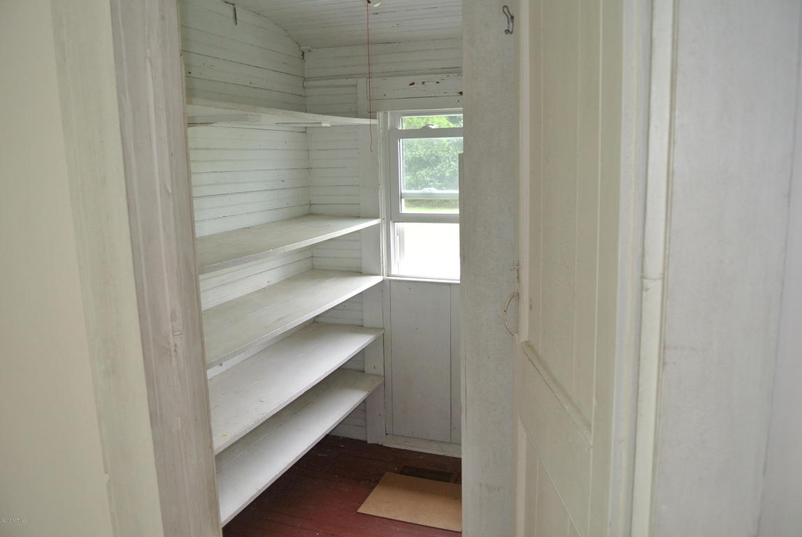 380 Pigott Rd, Gloucester, NC 28528 photo 9