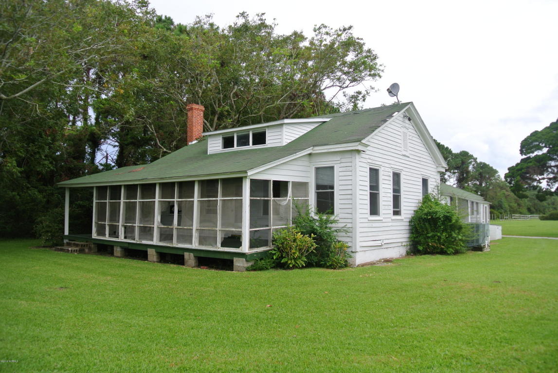 380 Pigott Rd, Gloucester, NC 28528 photo 1