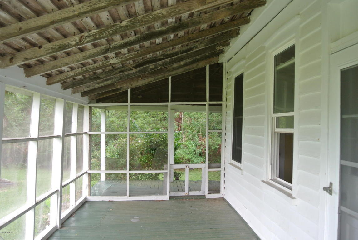 380 Pigott Rd, Gloucester, NC 28528 photo 15