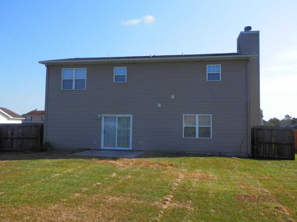 303 Mann St, Hubert, NC 28539 photo 3