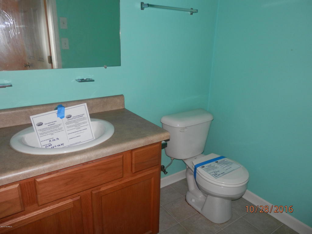 303 Mann St, Hubert, NC 28539 photo 7