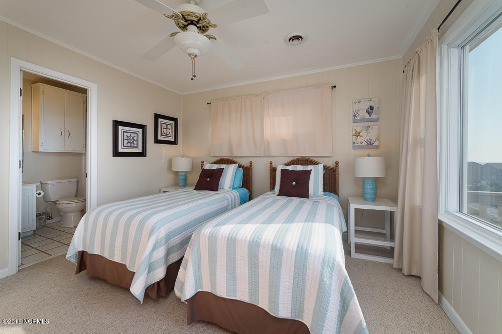 809 Emerald Dr #EAST AND WEST, Emerald Isle, NC 28594 photo 11