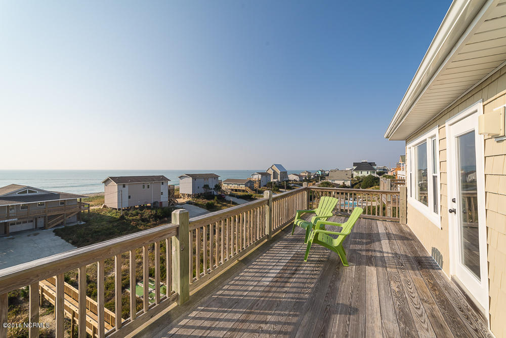 809 Emerald Dr #EAST AND WEST, Emerald Isle, NC 28594 photo 16