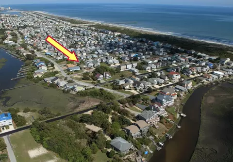 406 37th St, Sunset Beach, NC 28468 photo 10
