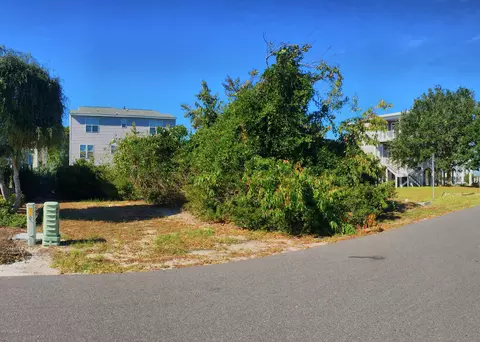 406 37th St, Sunset Beach, NC 28468 photo 2