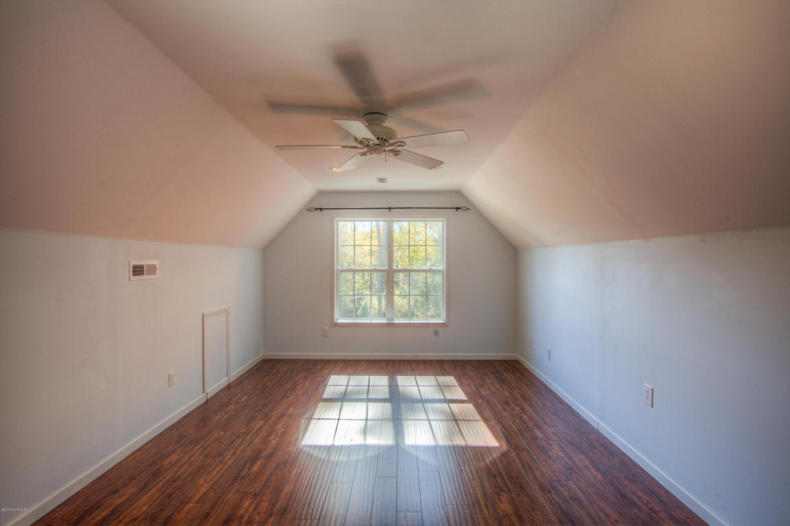 107 Post Oak Ct, Hampstead, NC 28443 photo 17