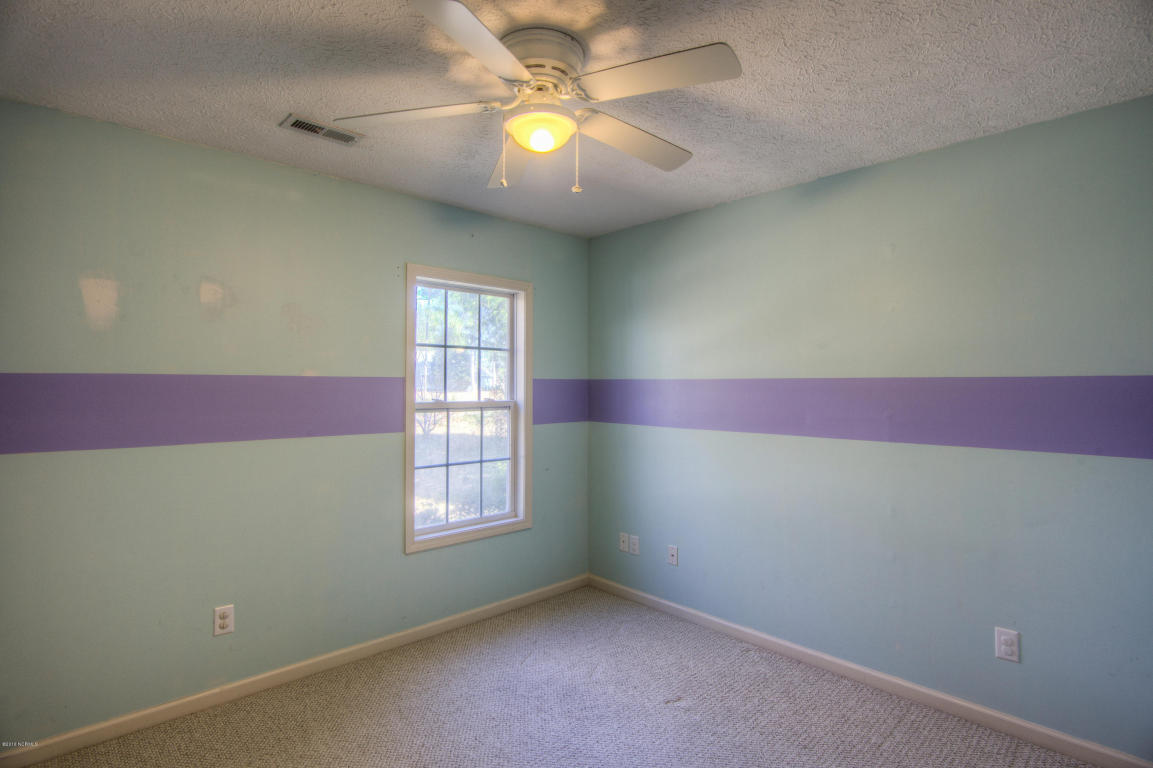 107 Post Oak Ct, Hampstead, NC 28443 photo 11