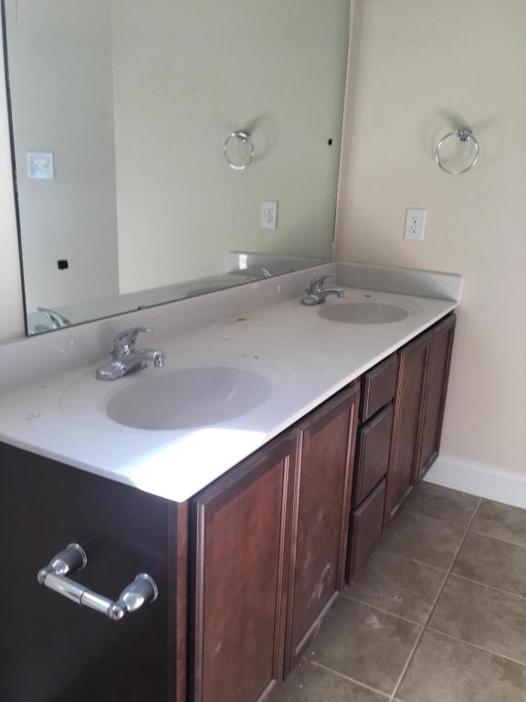 404 Sundown Ct, Hubert, NC 28539 photo 11