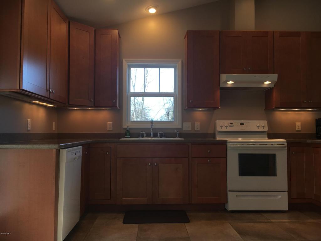 106 S Stringfield St, Atkinson, NC 28421 photo 18