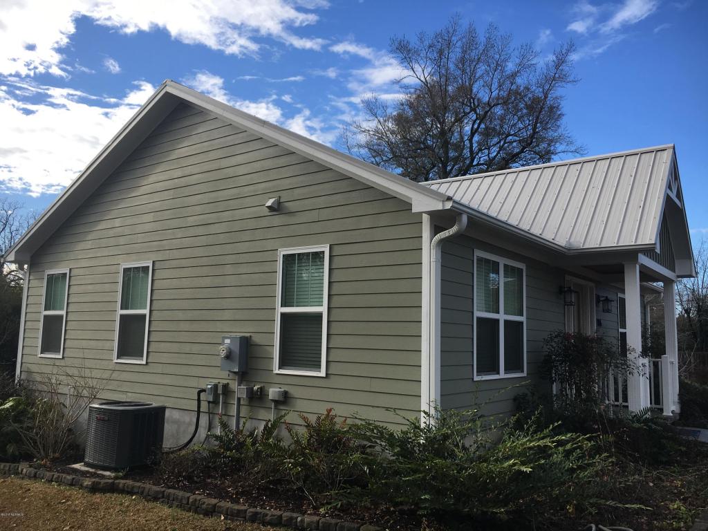 106 S Stringfield St, Atkinson, NC 28421 photo 10