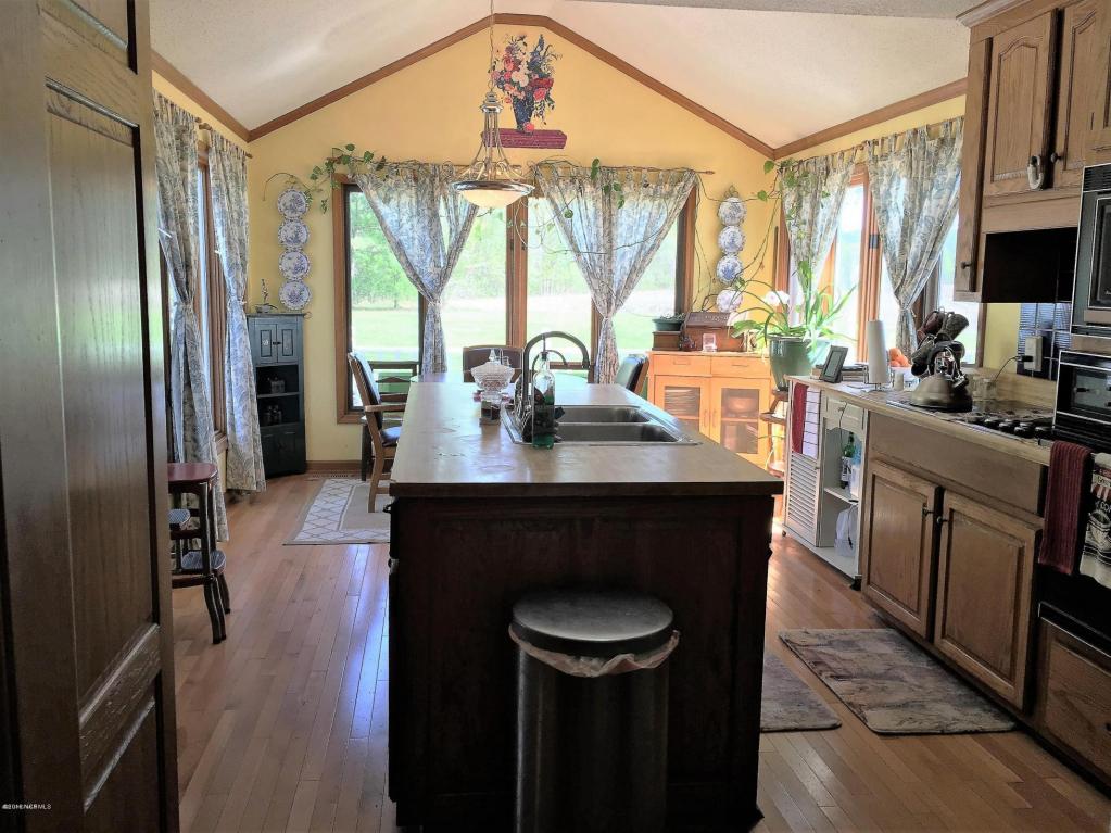 9515 Willard Rd, Willard, NC 28478 photo 4