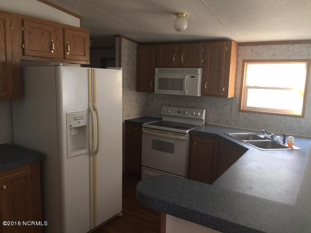 134 Woodside Dr, Hampstead, NC 28443 photo 10