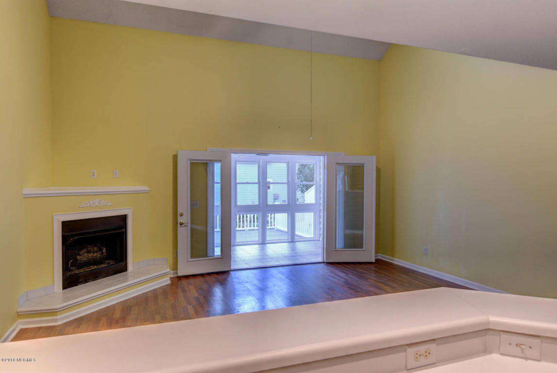 821 Sloop Pointe Ln, Kure Beach, NC 28449 photo 12