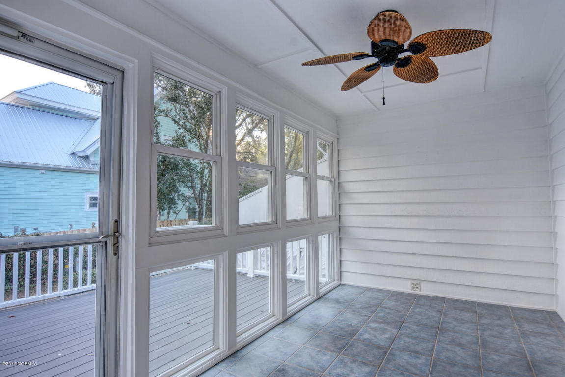 821 Sloop Pointe Ln, Kure Beach, NC 28449 photo 22
