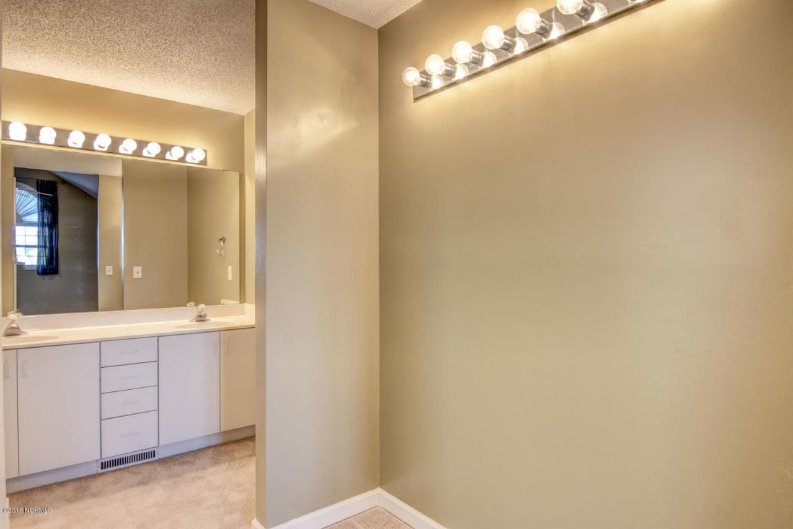 821 Sloop Pointe Ln, Kure Beach, NC 28449 photo 18