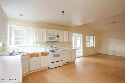 507 Pine Hurst Cir, Hampstead, NC 28443 photo 19
