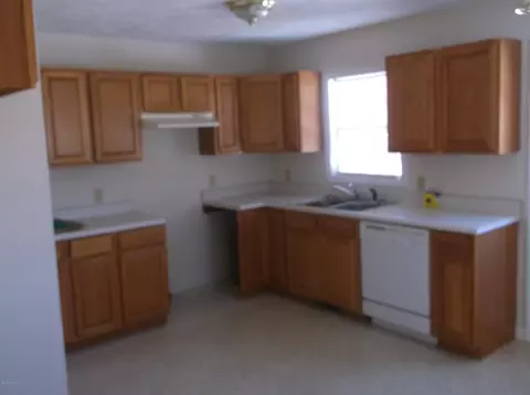 118 Trinity Ct, Chadbourn, NC 28431 photo 4