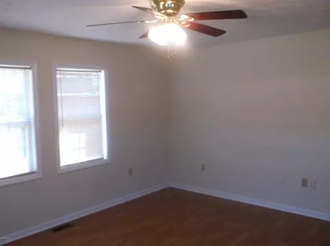 118 Trinity Ct, Chadbourn, NC 28431 photo 3