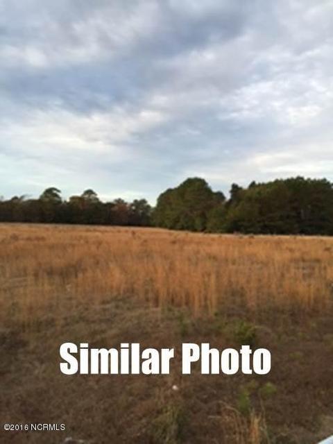 141 Beagle Dr, Hubert, NC 28539 photo 1