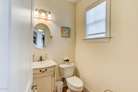 70 Camelot Way, Hampstead, NC 28443 photo 5