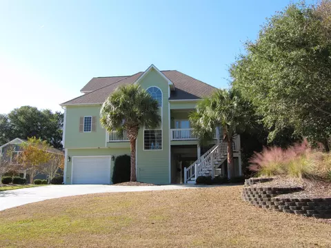 413 Emerald Plantation Rd, Emerald Isle, NC 28594 photo 3