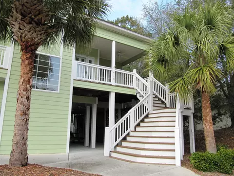 413 Emerald Plantation Rd, Emerald Isle, NC 28594 photo 5