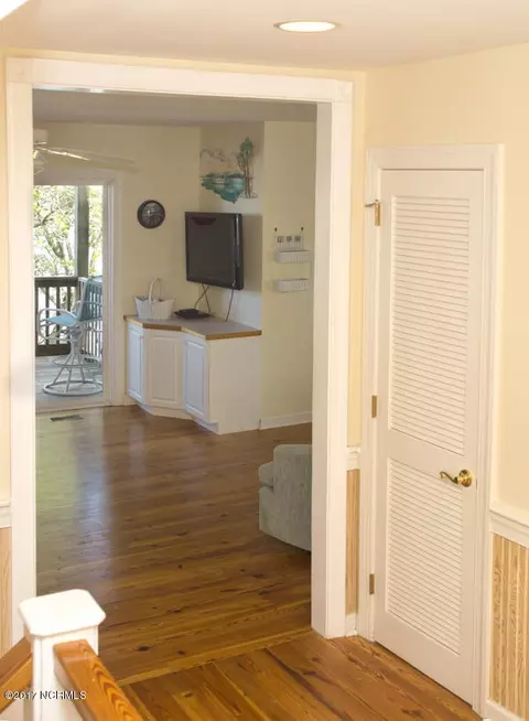 1708 Emerald Dr #E, Emerald Isle, NC 28594 photo 9