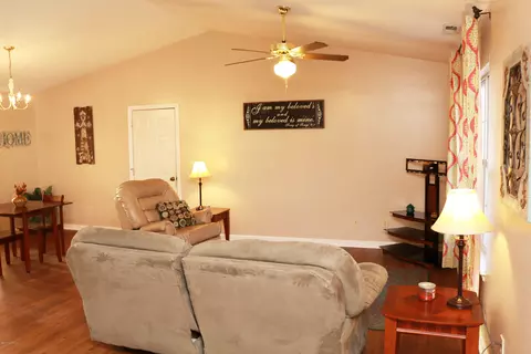 304 Eider Loop, Jacksonville, NC 28540 photo 8