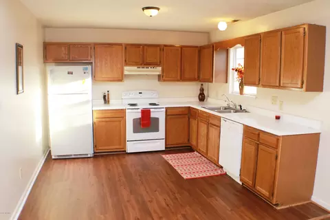304 Eider Loop, Jacksonville, NC 28540 photo 10