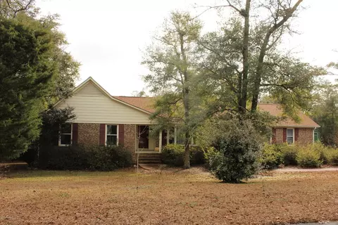 106 Fox Ln, Hubert, NC 28539 photo 1
