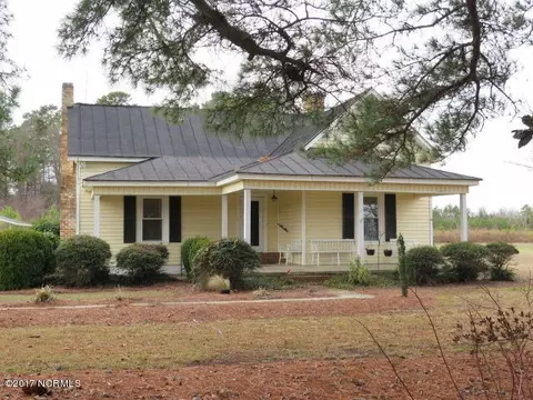 1324 Panhandle, Faison, NC 28341 photo 2