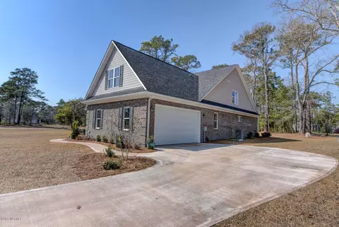 323 Crown Pointe Dr, Hampstead, NC 28443 photo 30