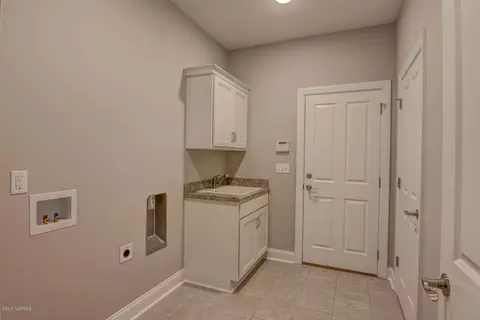 323 Crown Pointe Dr, Hampstead, NC 28443 photo 21