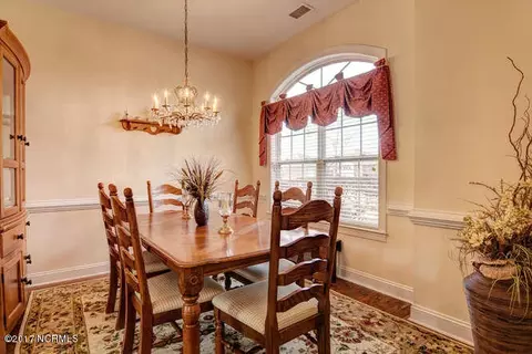 190 Castle Bay Dr, Hampstead, NC 28443 photo 11