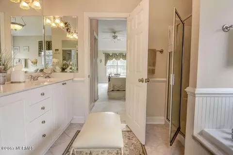 190 Castle Bay Dr, Hampstead, NC 28443 photo 16