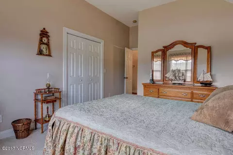 190 Castle Bay Dr, Hampstead, NC 28443 photo 20