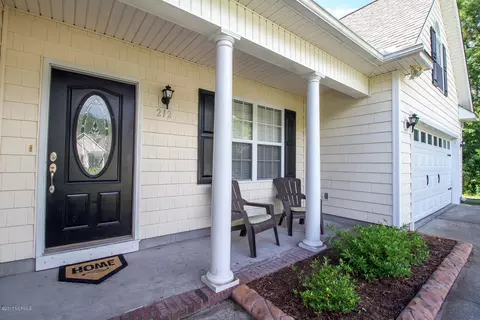 212 Gold Leaf Dr, Hampstead, NC 28443 photo 3
