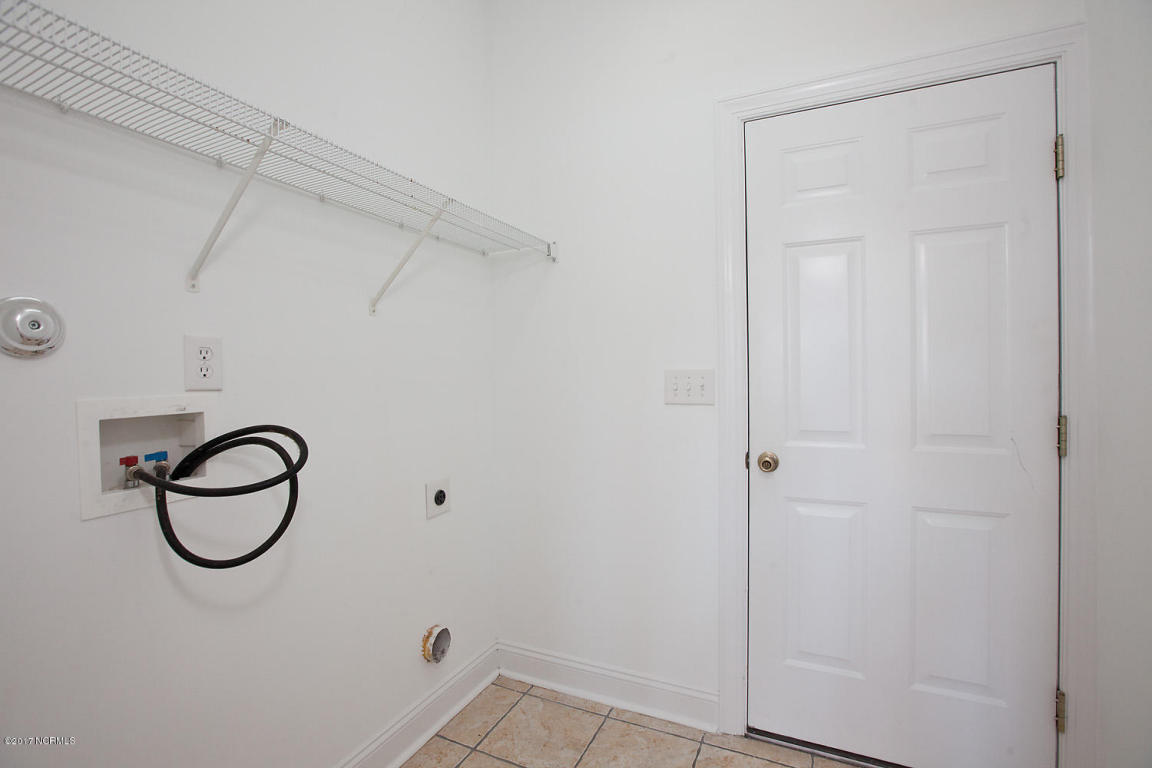 124 Castle Bay Dr, Hampstead, NC 28443 photo 20