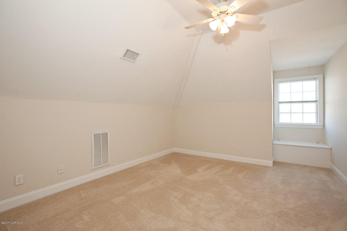 124 Castle Bay Dr, Hampstead, NC 28443 photo 28