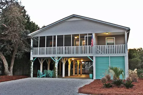 404 36th St, Sunset Beach, NC 28468 photo 2