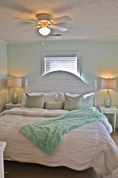 404 36th St, Sunset Beach, NC 28468 photo 17