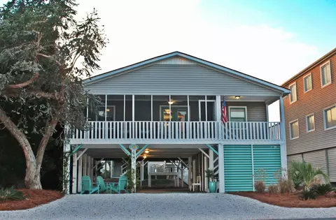 404 36th St, Sunset Beach, NC 28468 photo 1