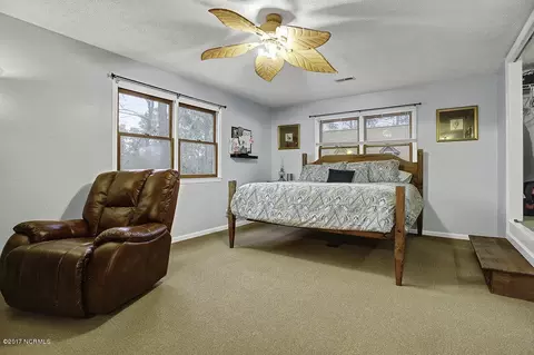 307 Creekview Dr, Hampstead, NC 28443 photo 23